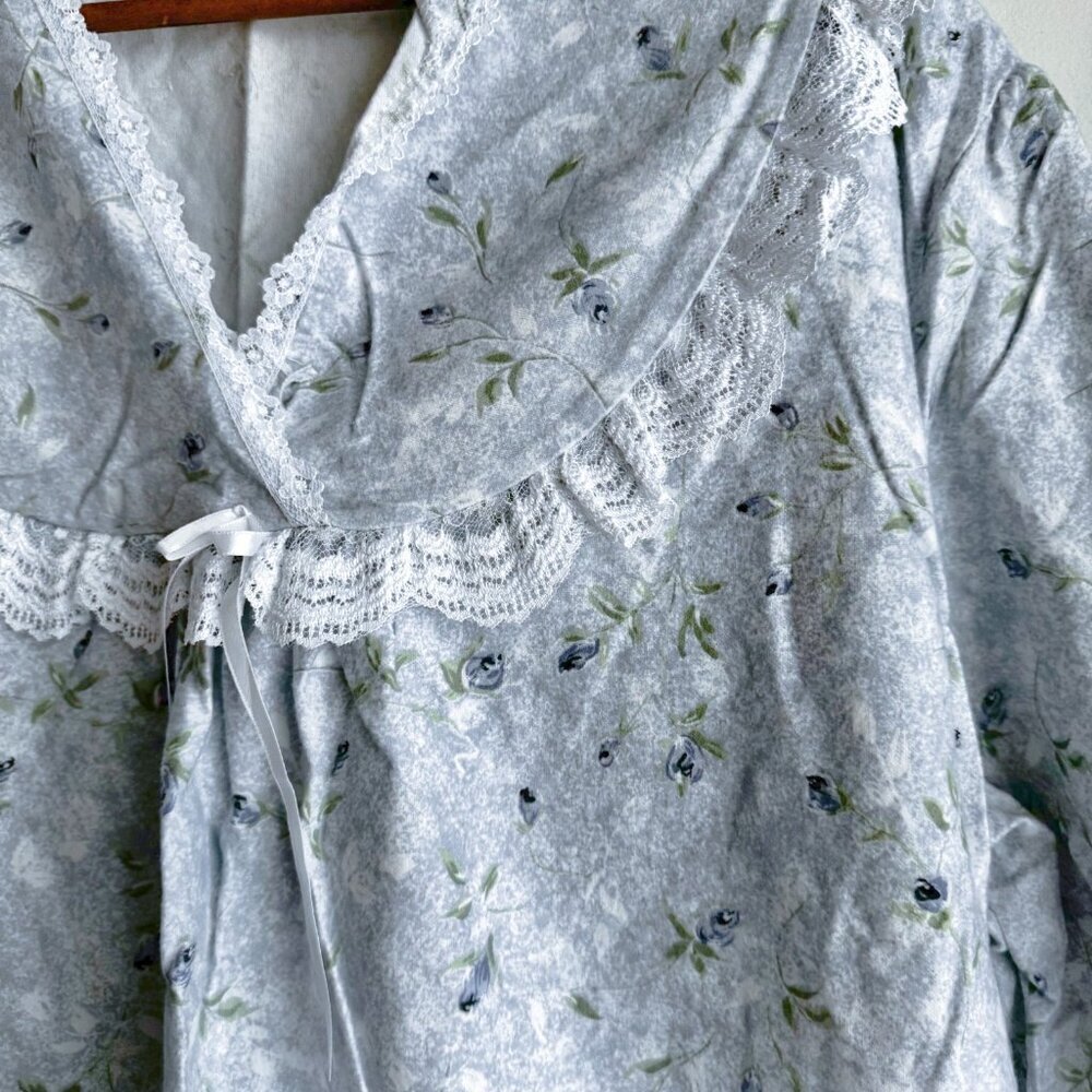 Carroll Reed Blue Floral Print 100% Cotton Flannel Full Lenght Nightgown. 1X - Picture 3 of 5